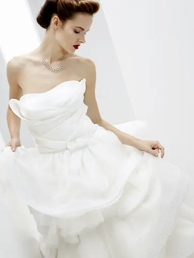 Abito da sposa 7 – Ricamificio Mauriello Sposa, Montesarchio