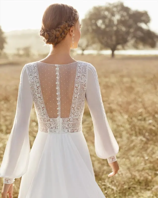 Abito da sposa 99 – Ricamificio Mauriello Sposa, Montesarchio