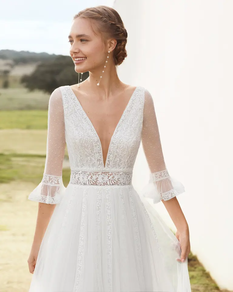 Abito da sposa 32 – Ricamificio Mauriello Sposa, Montesarchio