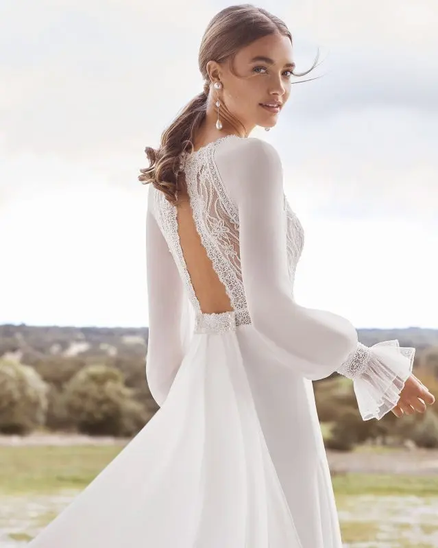Abito da sposa 6 – Ricamificio Mauriello Sposa, Montesarchio
