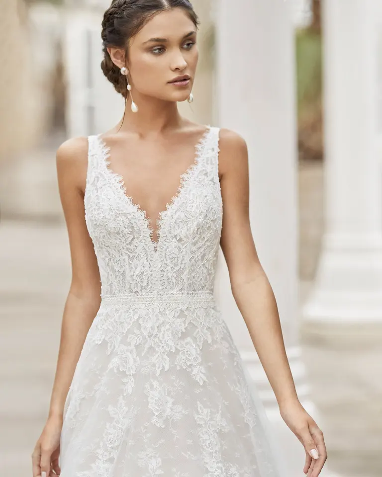 Abito da sposa 71 – Ricamificio Mauriello Sposa, Montesarchio
