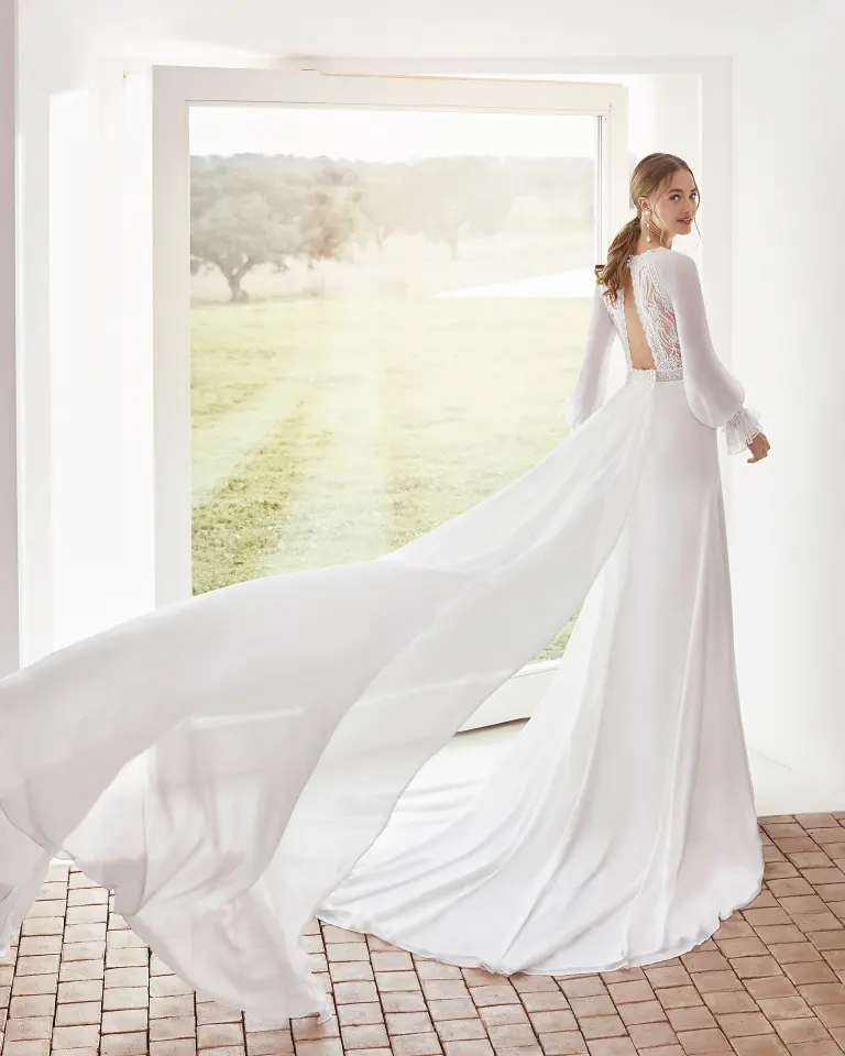 Abito da sposa 78 – Ricamificio Mauriello Sposa, Montesarchio